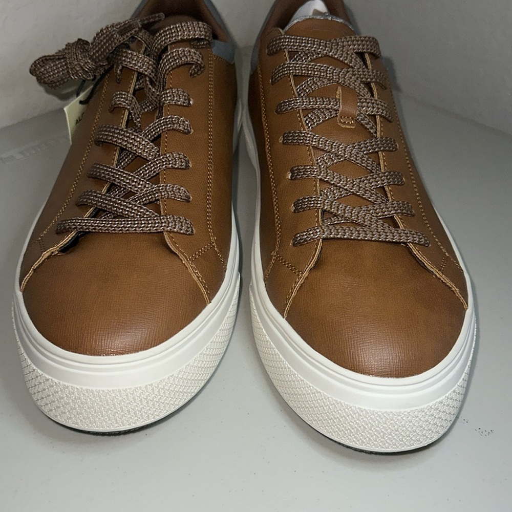 ALDO WATER RESISTANT NEW, size 14, very comfy, last one!